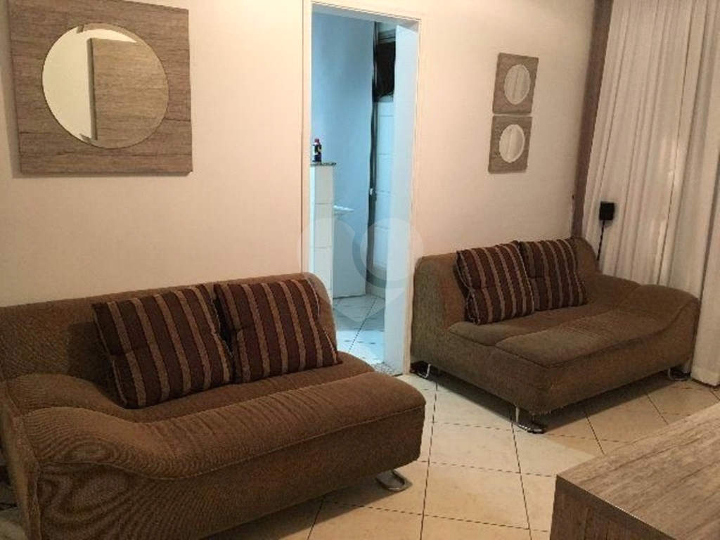 APARTAMENTO em LIMÃO