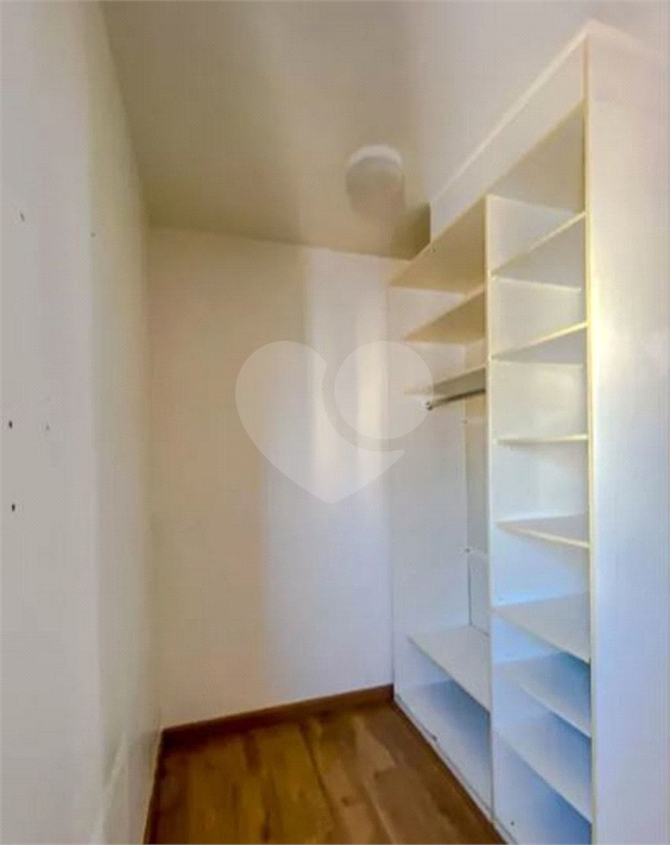 APARTAMENTO em TATUAPÉ
