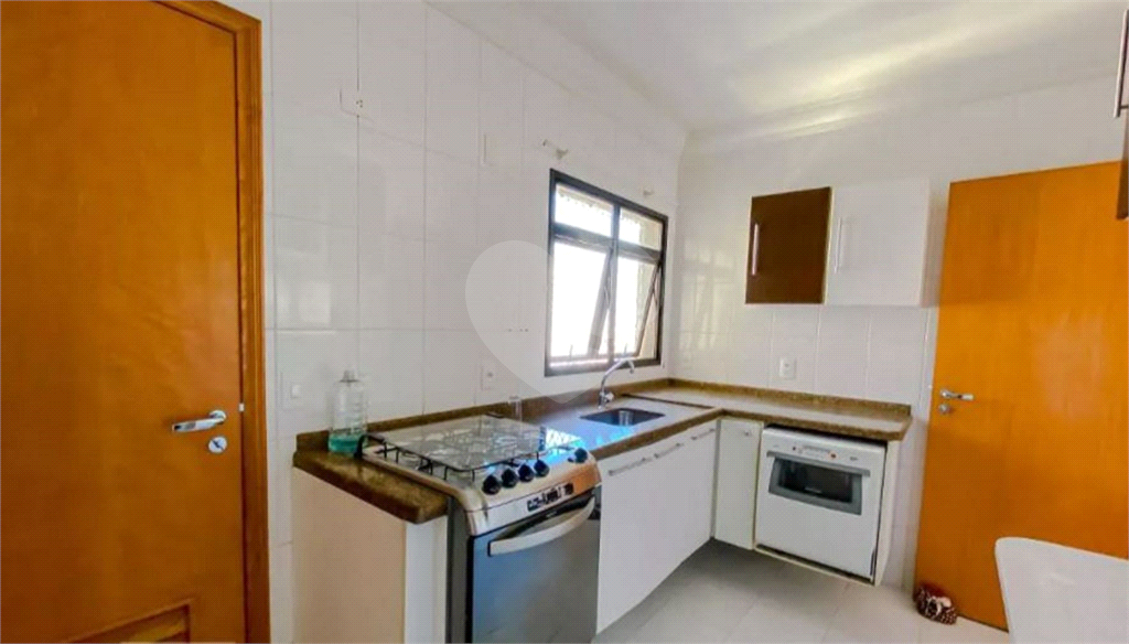 APARTAMENTO em TATUAPÉ