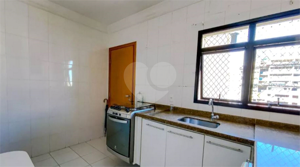 APARTAMENTO em TATUAPÉ