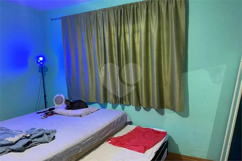 SOBRADINHO EM MOEMA - RUA SUPER TRANQUILA 