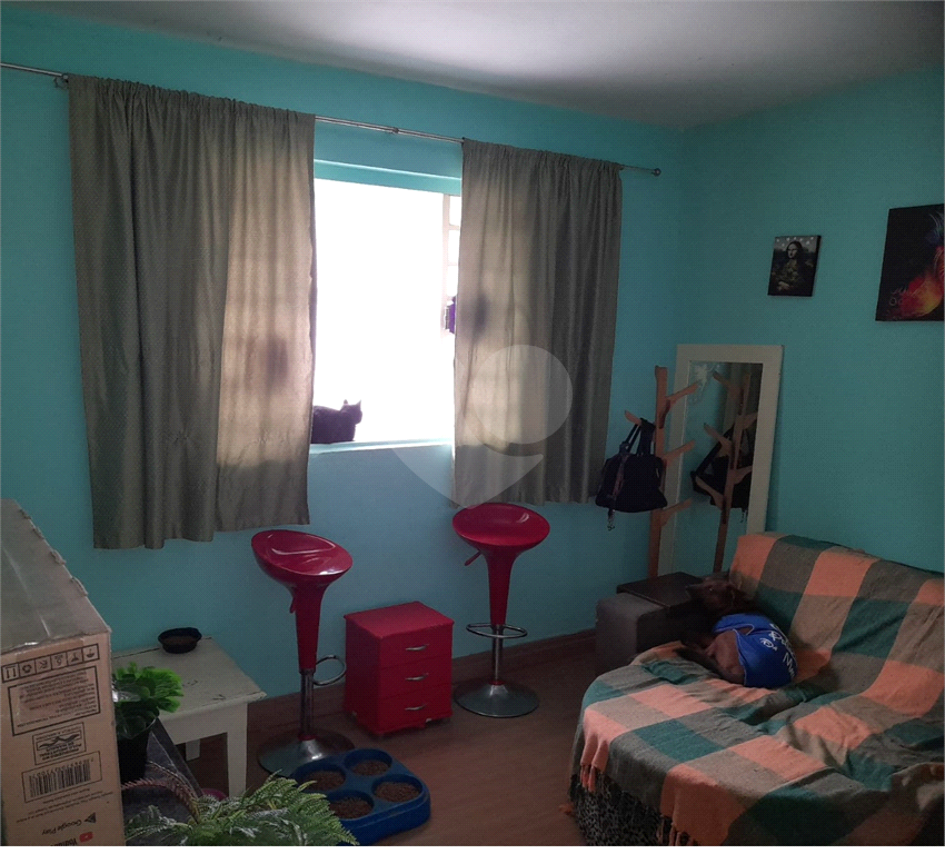 SOBRADINHO EM MOEMA - RUA SUPER TRANQUILA 