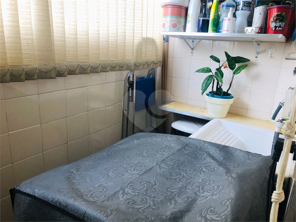APARTAMENTO em VILA PRUDENTE