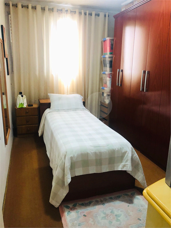 APARTAMENTO em VILA PRUDENTE
