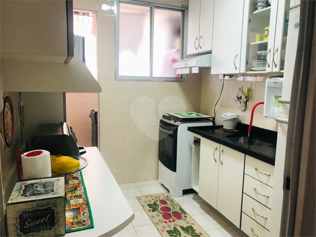 APARTAMENTO em VILA PRUDENTE