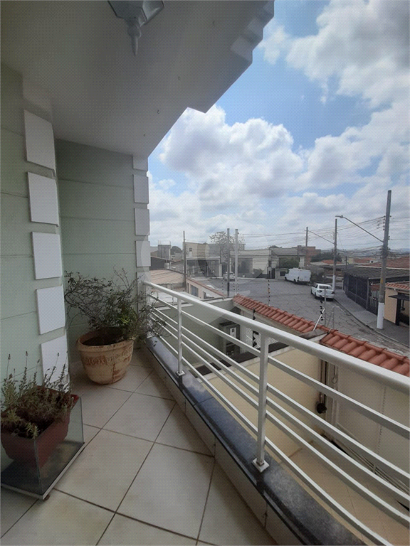 Lindo Sobrado com 3 suítes