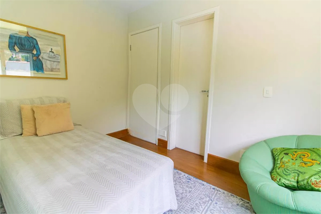 Apartamento Alto de Pinheiros 3 suites e 3 vagas de garagem 