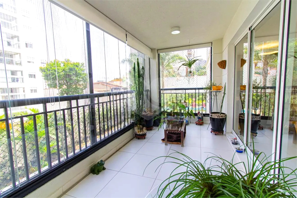 Apartamento Alto de Pinheiros 3 suites e 3 vagas de garagem 