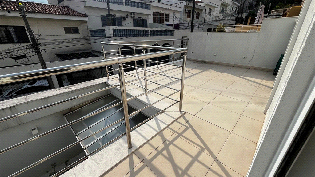 Sobrado Alto Padrão de Vila. Localizado em Santana ao lado da Avenida Braz Leme.