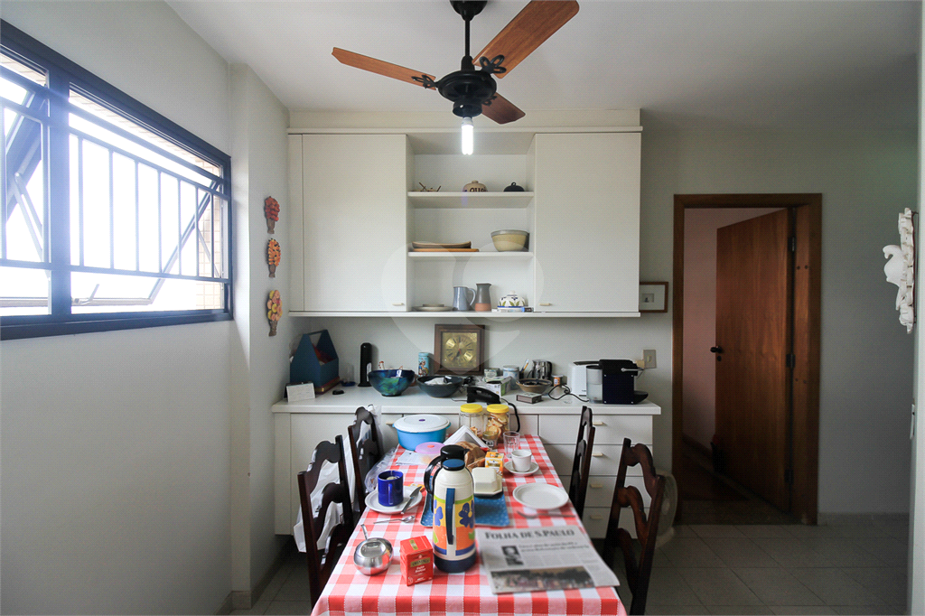APARTAMENTO À VENDA COM 3 QUARTOS, NA VILA MADALENA.