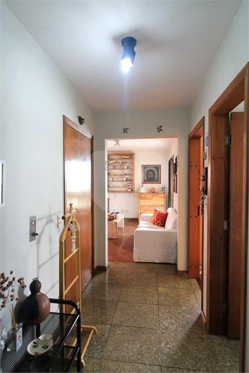 APARTAMENTO À VENDA COM 3 QUARTOS, NA VILA MADALENA.