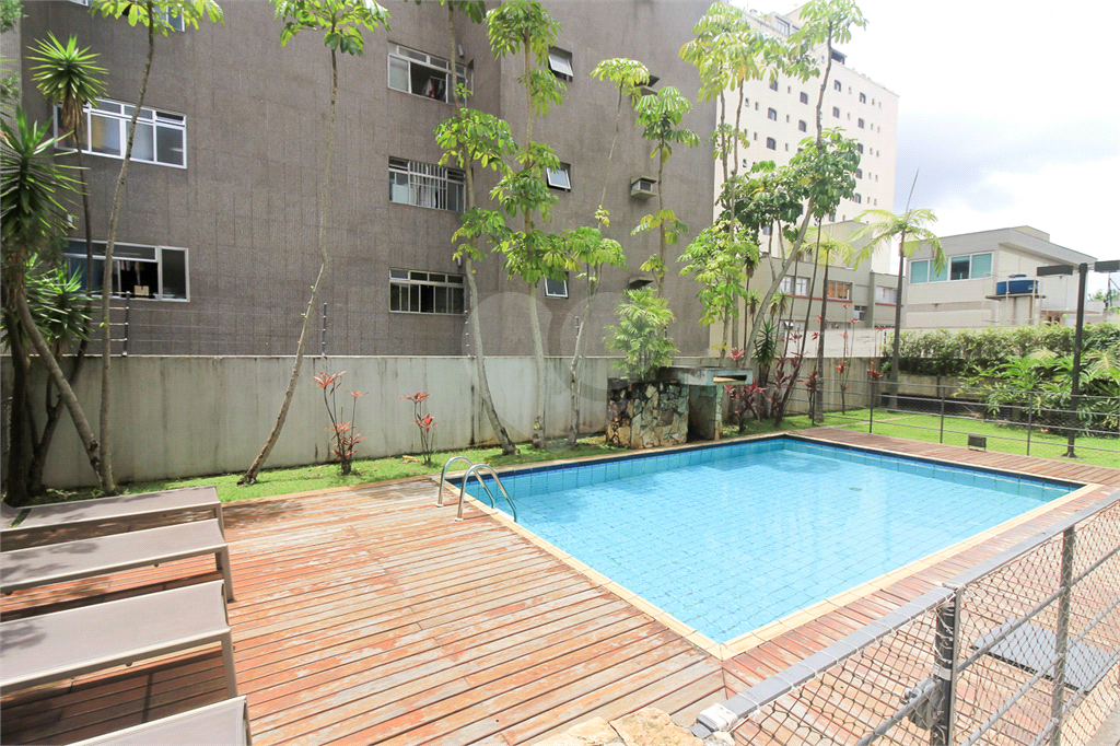 APARTAMENTO À VENDA COM 3 QUARTOS, NA VILA MADALENA.