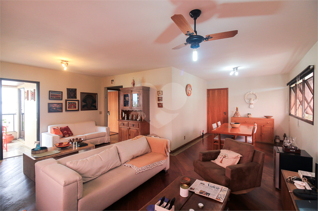 APARTAMENTO À VENDA COM 3 QUARTOS, NA VILA MADALENA.