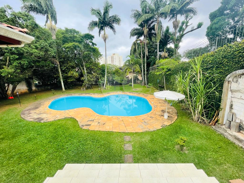 Casa no Tremembé 1250 metros dormitórios 1  suíte vagas   