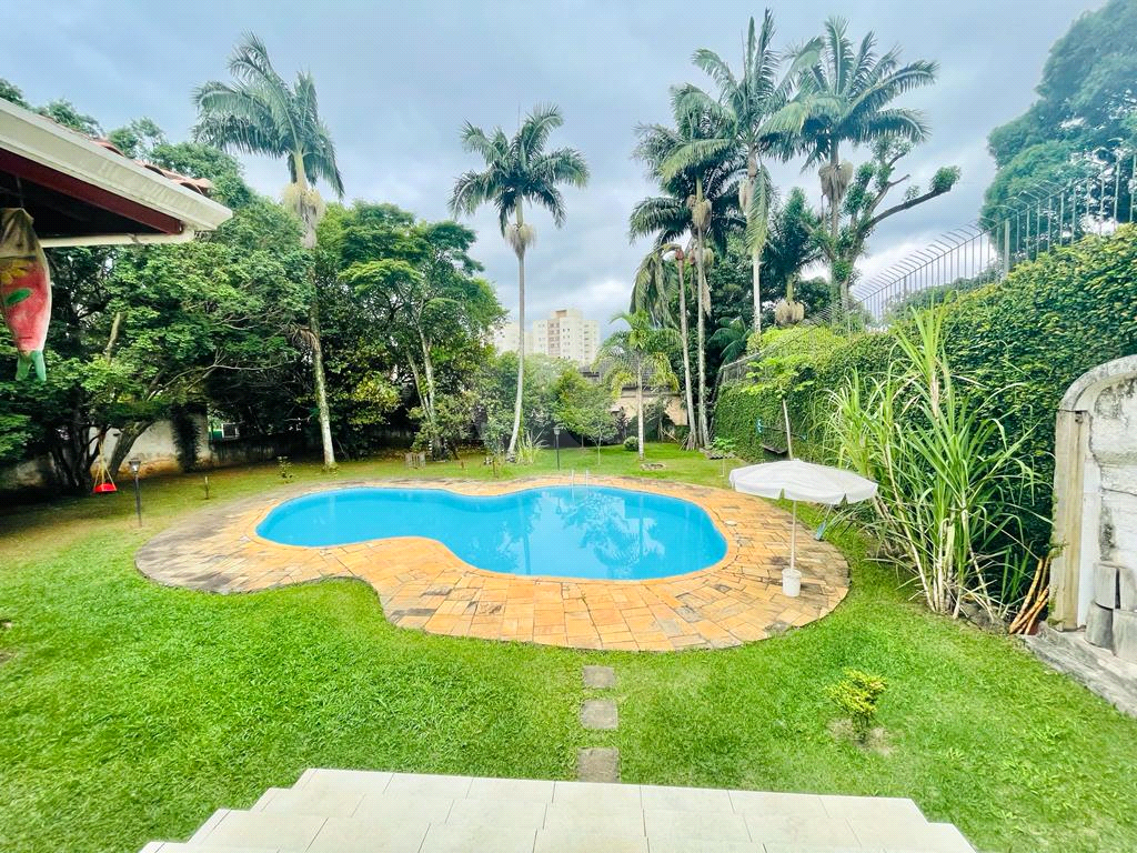 Casa no Tremembé 1250 metros dormitórios 1  suíte vagas   