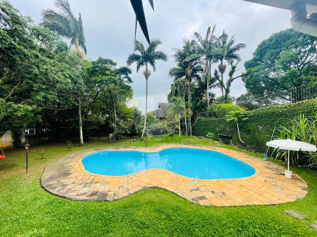 Casa no Tremembé 1250 metros dormitórios 1  suíte vagas   