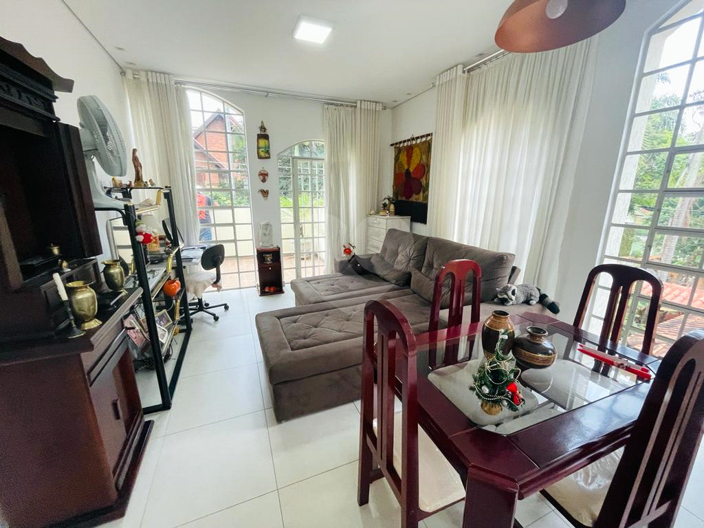 Casa no Tremembé 1250 metros dormitórios 1  suíte vagas   