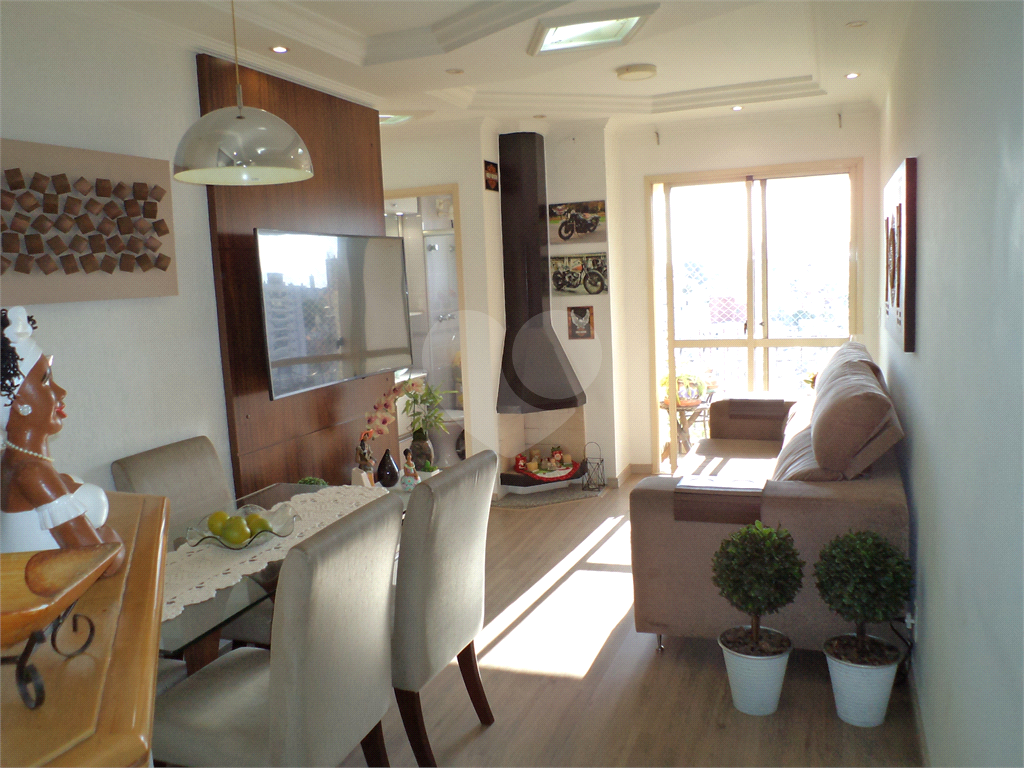 Excelente Apartamento  Repleto de armários - 02 Dormitórios - 01 Suíte - 01 vaga - PARQUE MANDAQUI