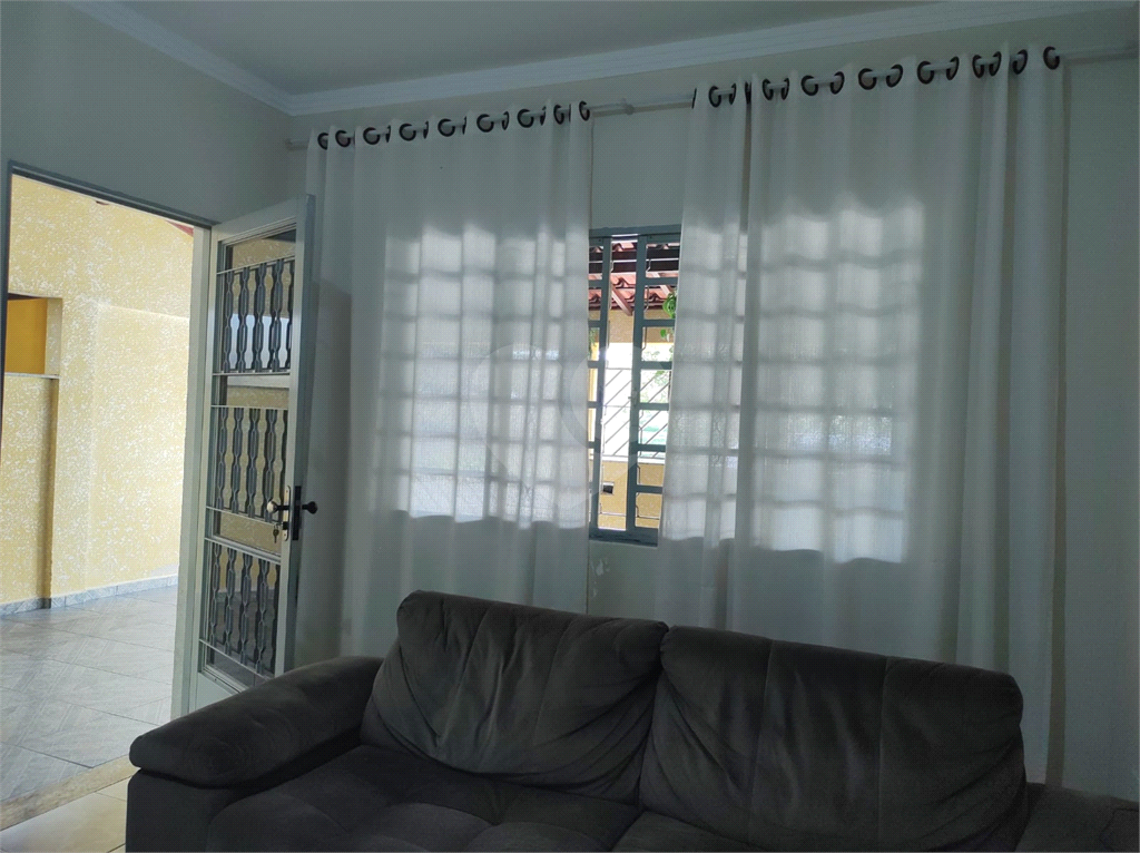 Casa à venda com 5 quartos, 200m² - Foto 10