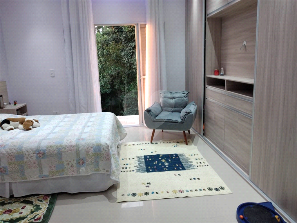 Casa à venda com 3 quartos, 300m² - Foto 14