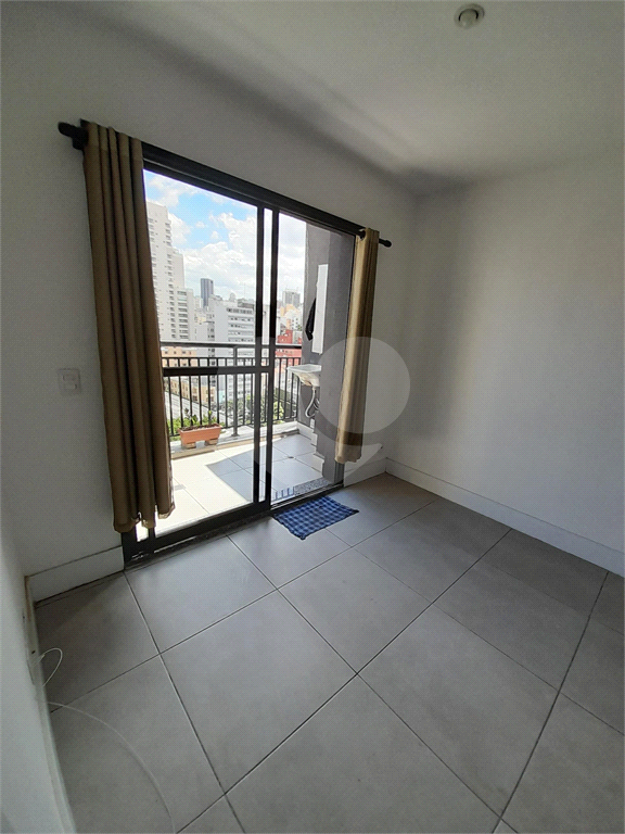 APARTAMENTO em BARRA FUNDA
