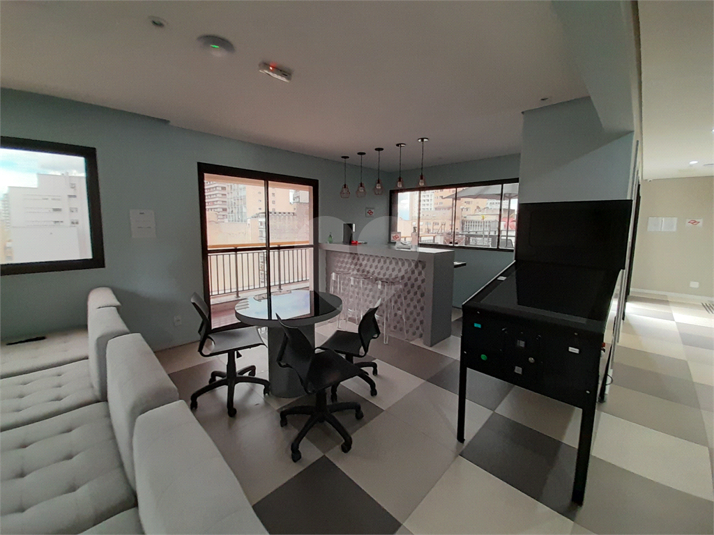APARTAMENTO em BARRA FUNDA