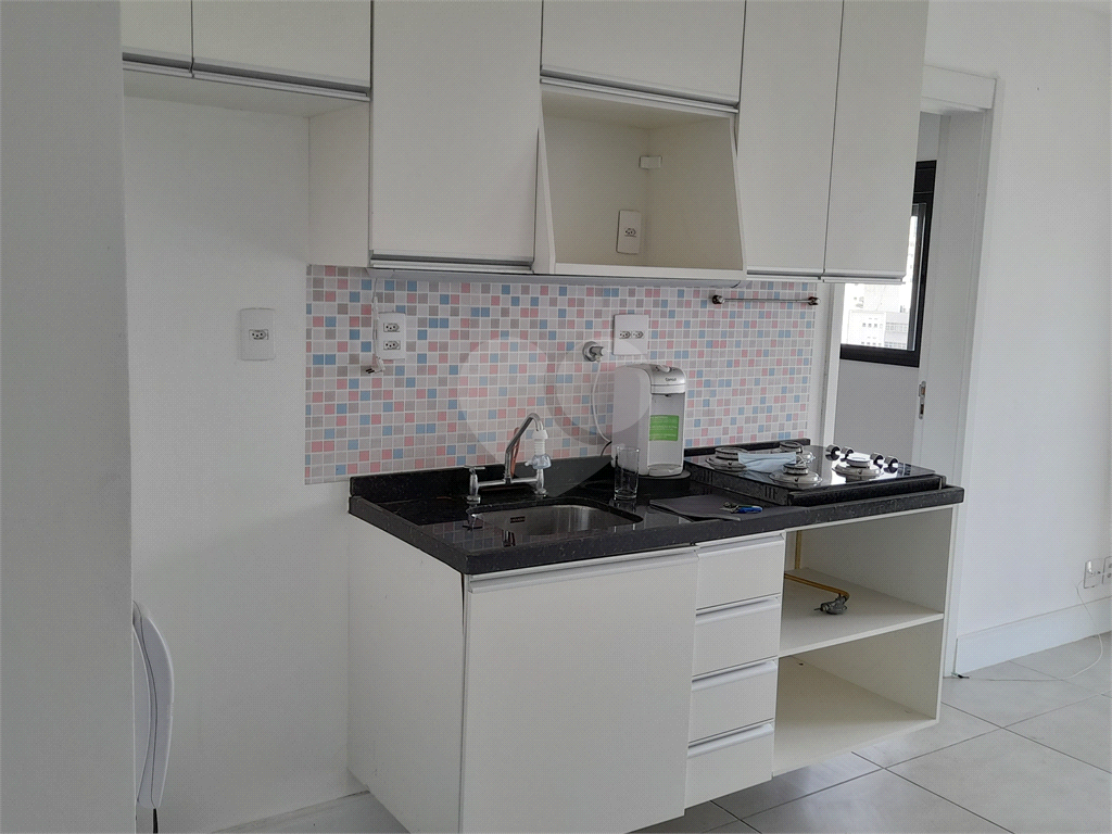 APARTAMENTO em BARRA FUNDA