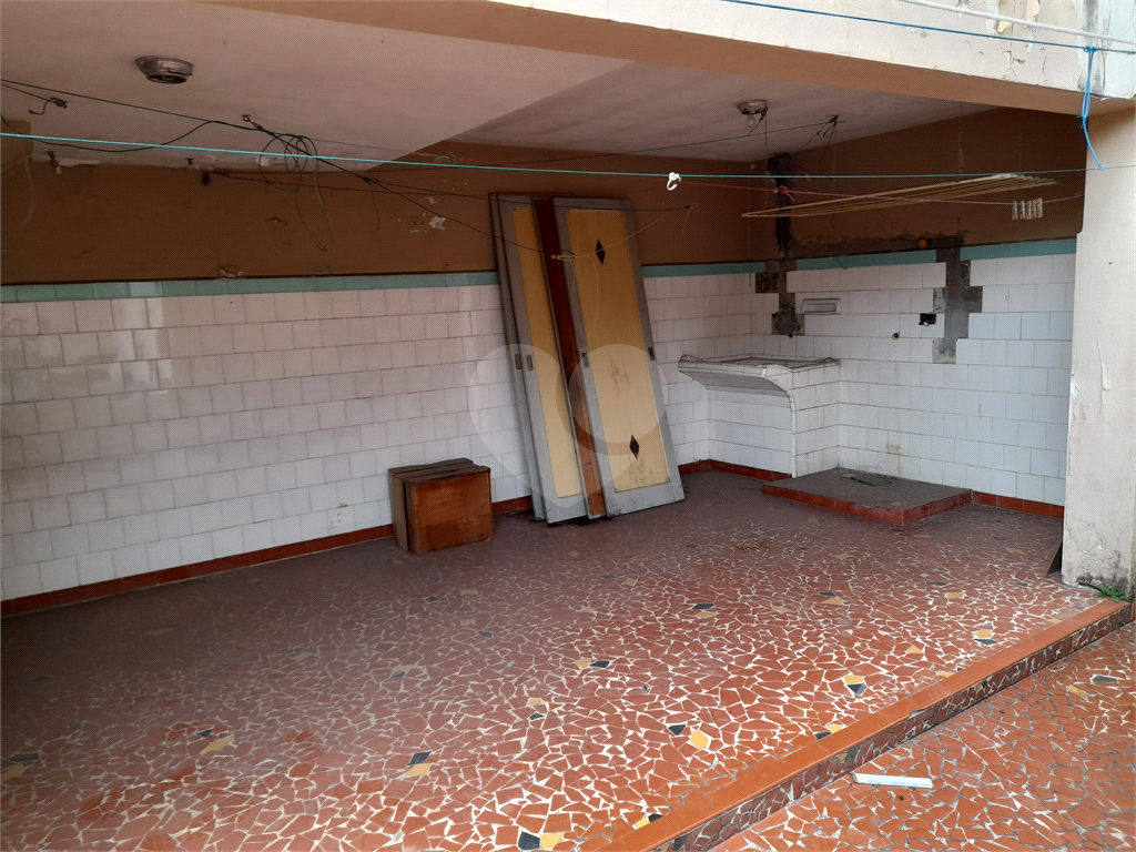 Sobrado - "IMÓVEL PARA REFORMA." - Residencial ou Comercial