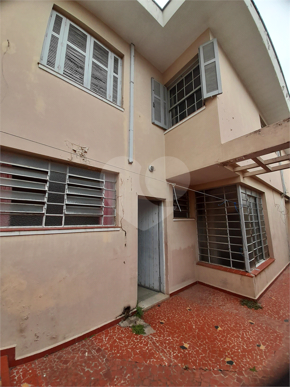 Sobrado - "IMÓVEL PARA REFORMA." - Residencial ou Comercial