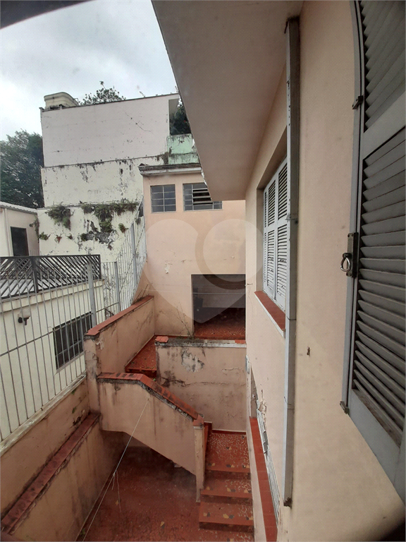 Sobrado - "IMÓVEL PARA REFORMA." - Residencial ou Comercial