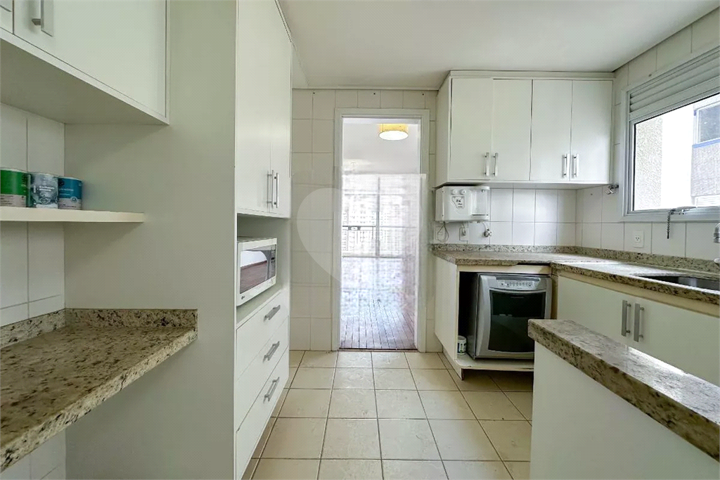 Apartamento Pompéia 3 dormitórios, sendo 1 suite e duas vagas de garagem 