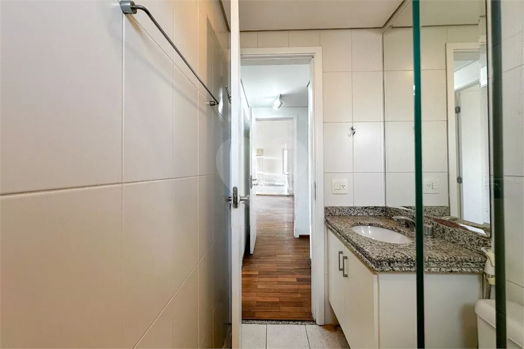 Apartamento Pompéia 3 dormitórios, sendo 1 suite e duas vagas de garagem 