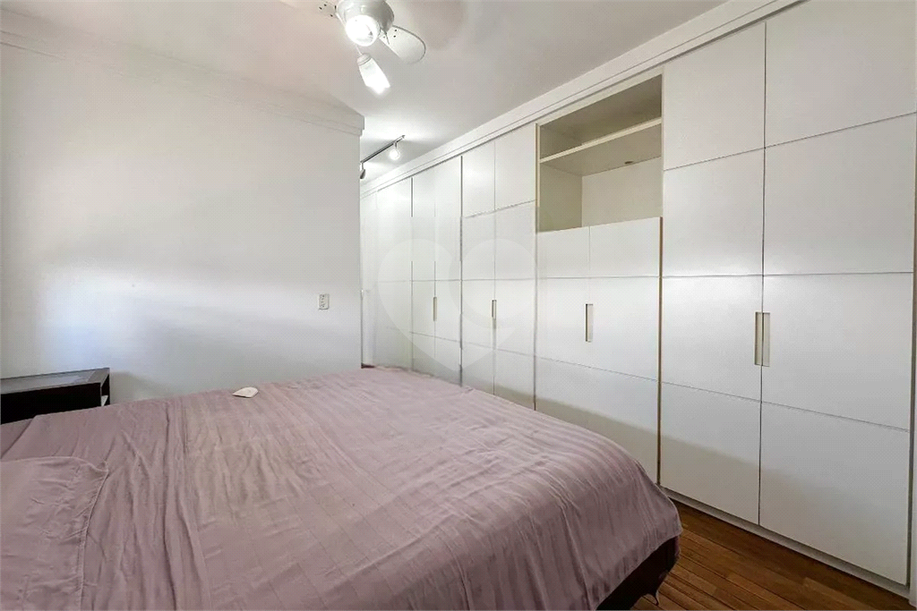 Apartamento Pompéia 3 dormitórios, sendo 1 suite e duas vagas de garagem 