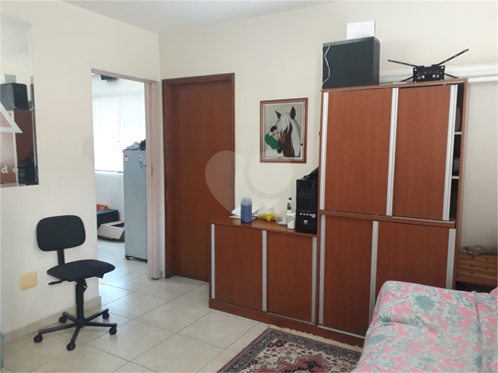 Sobrado à venda com 3 quartos, 300m² - Foto 31