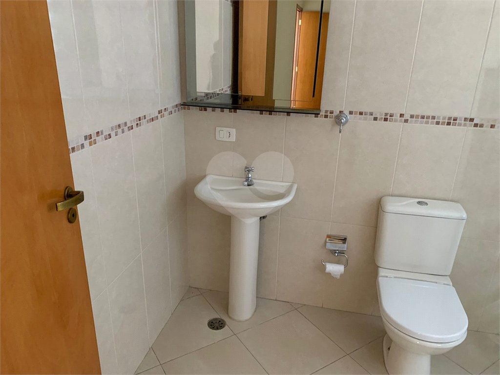 Sobrado à venda com 3 quartos, 270m² - Foto 24