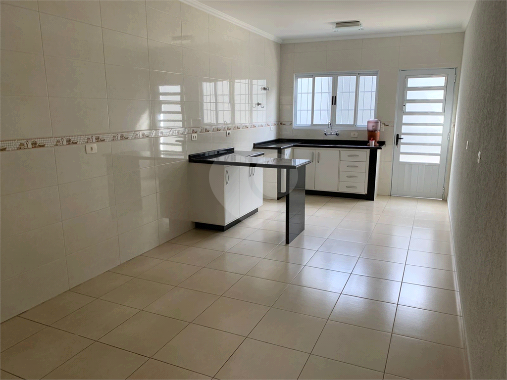 Sobrado à venda com 3 quartos, 270m² - Foto 29