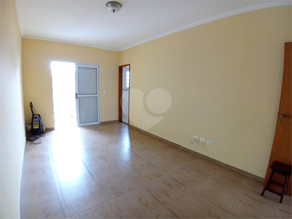 Sobrado à venda com 3 quartos, 270m² - Foto 17