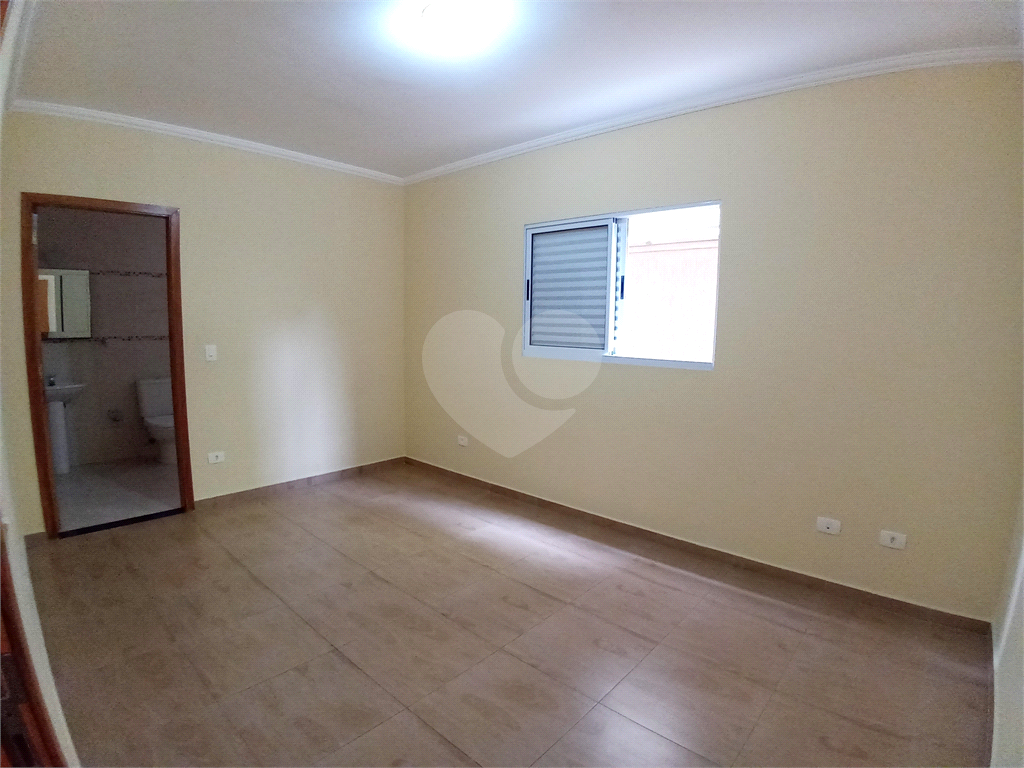 Sobrado à venda com 3 quartos, 270m² - Foto 4