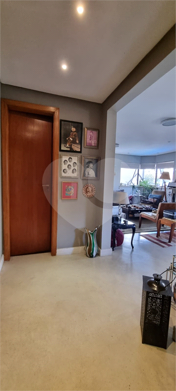 Apartamento com living para 2 ambientes, à venda em Perdizes.