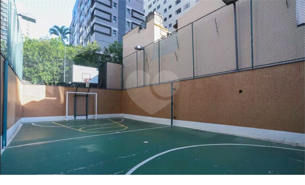 Apartamento com living para 2 ambientes, à venda em Perdizes.