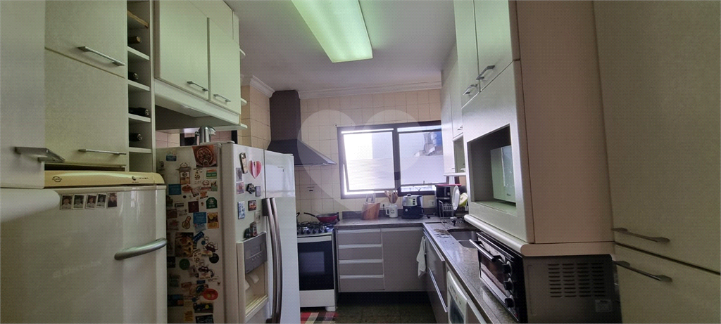 Apartamento com living para 2 ambientes, à venda em Perdizes.