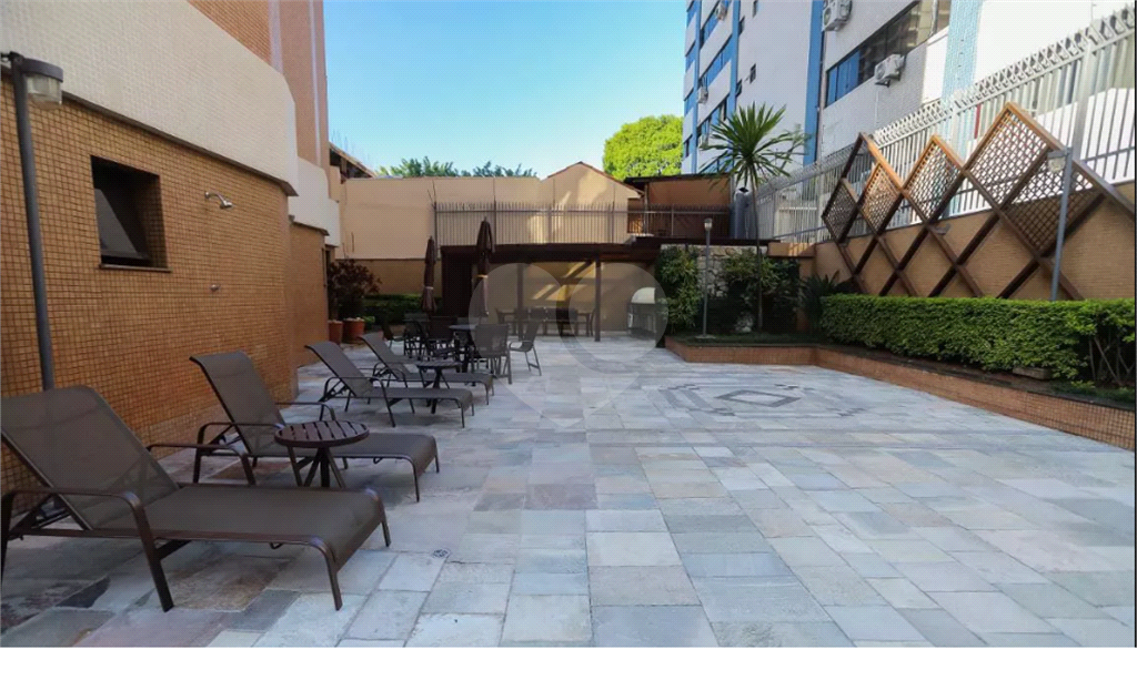 Apartamento com living para 2 ambientes, à venda em Perdizes.