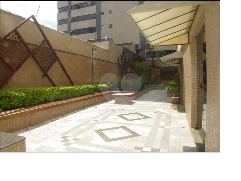 Apartamento com living para 2 ambientes, à venda em Perdizes.