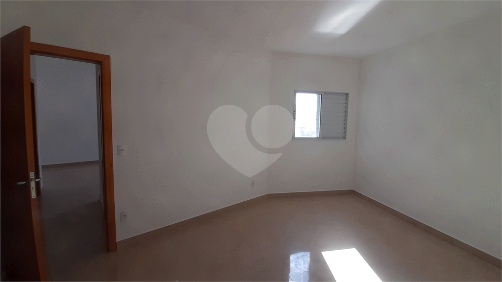 Casa à venda em condomínio na Vila Gustavo, com 1 , 2 ou 3 quartos , 1 vaga de garagem.