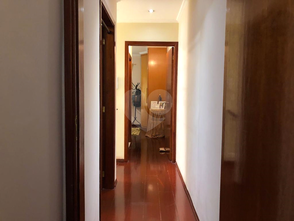 Sobrado 3 dormitórios, 2 vagas com churrasqueira no Horto Florestal.