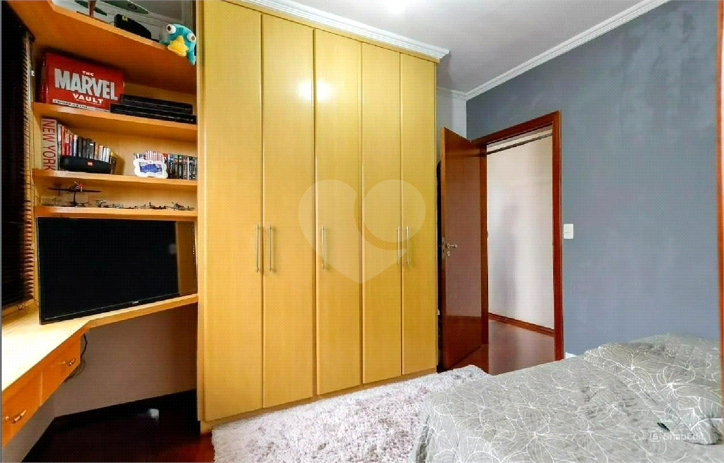 Sobrado 3 dormitórios, 2 vagas com churrasqueira no Horto Florestal.