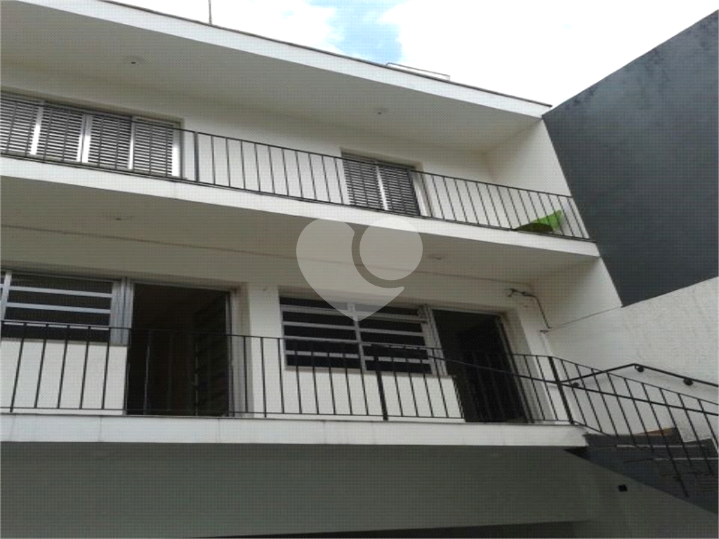 Excelente Conjunto Comercial em Santana a poucos metros do Metrô – Oportunidade Única !!!