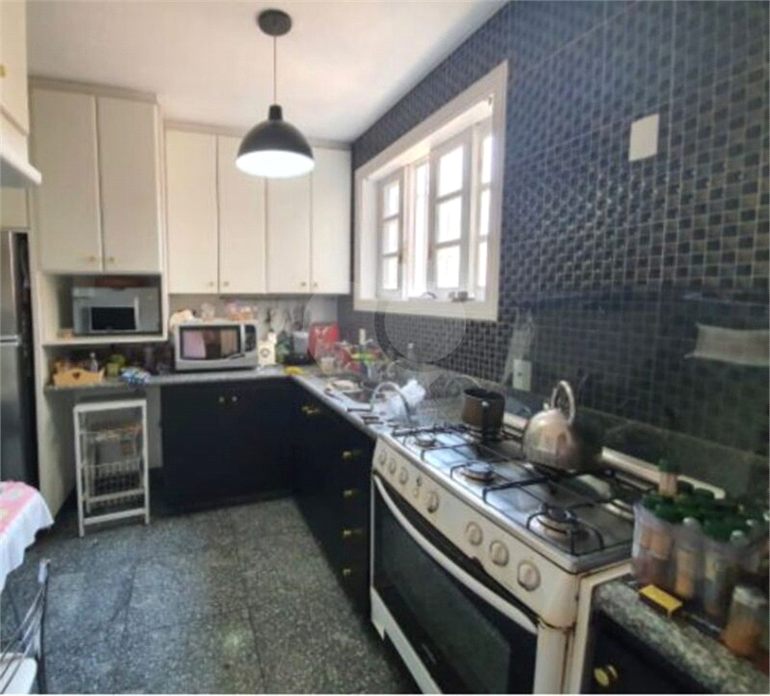 Casa à venda com 4 quartos, 350m² - Foto 14