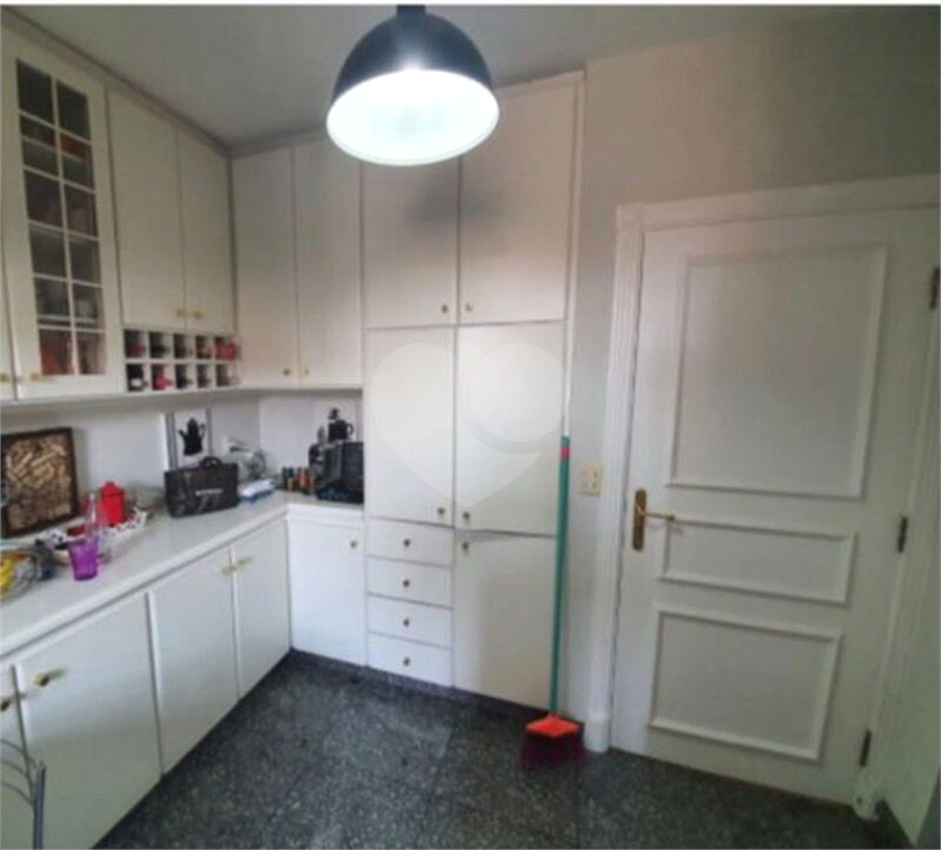 Casa à venda com 4 quartos, 350m² - Foto 13