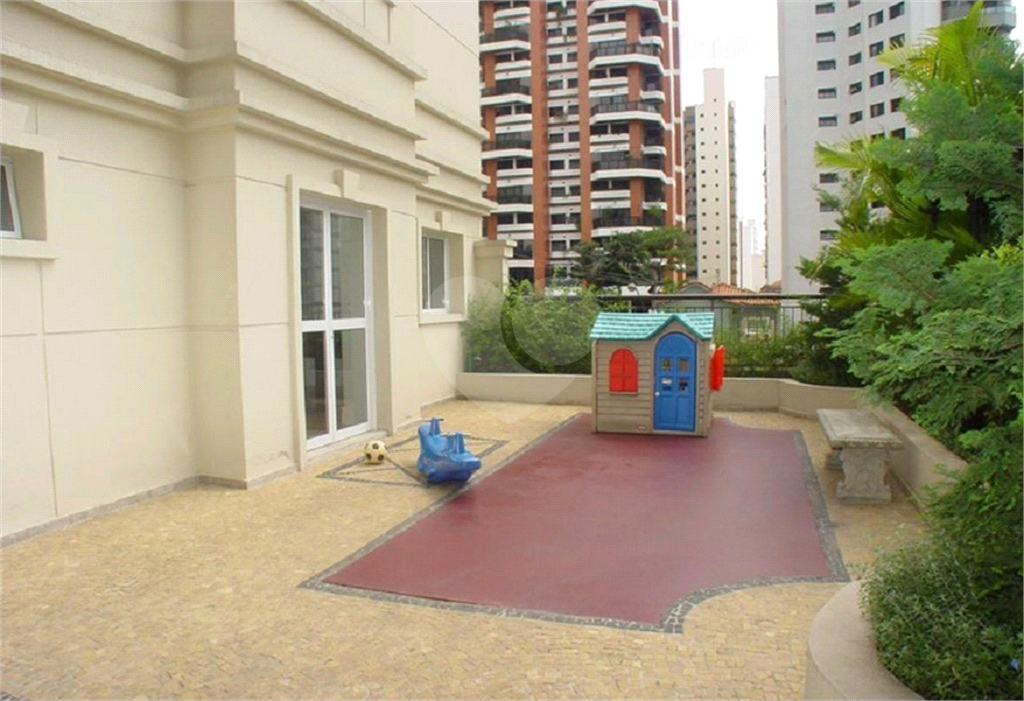 APARTAMENTO 3 DORMITÓRIOS (1 SUÍTE), SACADA E 2 VAGAS DE GARAGEM PARA LOCAÇÃO - PERDIZES